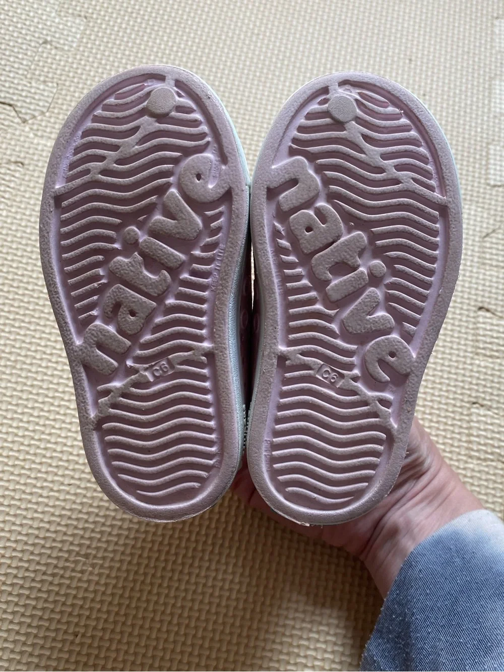 Native Jefferson Bio-Bling™ Child Slip-On Glitter Pink Shoes  Size 6c